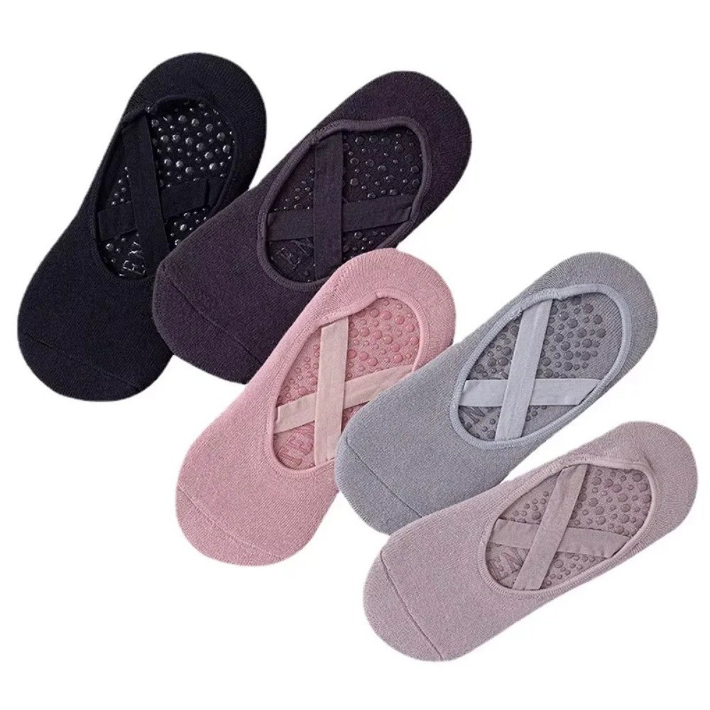 1/3 زوج من جوارب اليوغا النسائ - مراجعة Pilates Yoga Towel وسعره